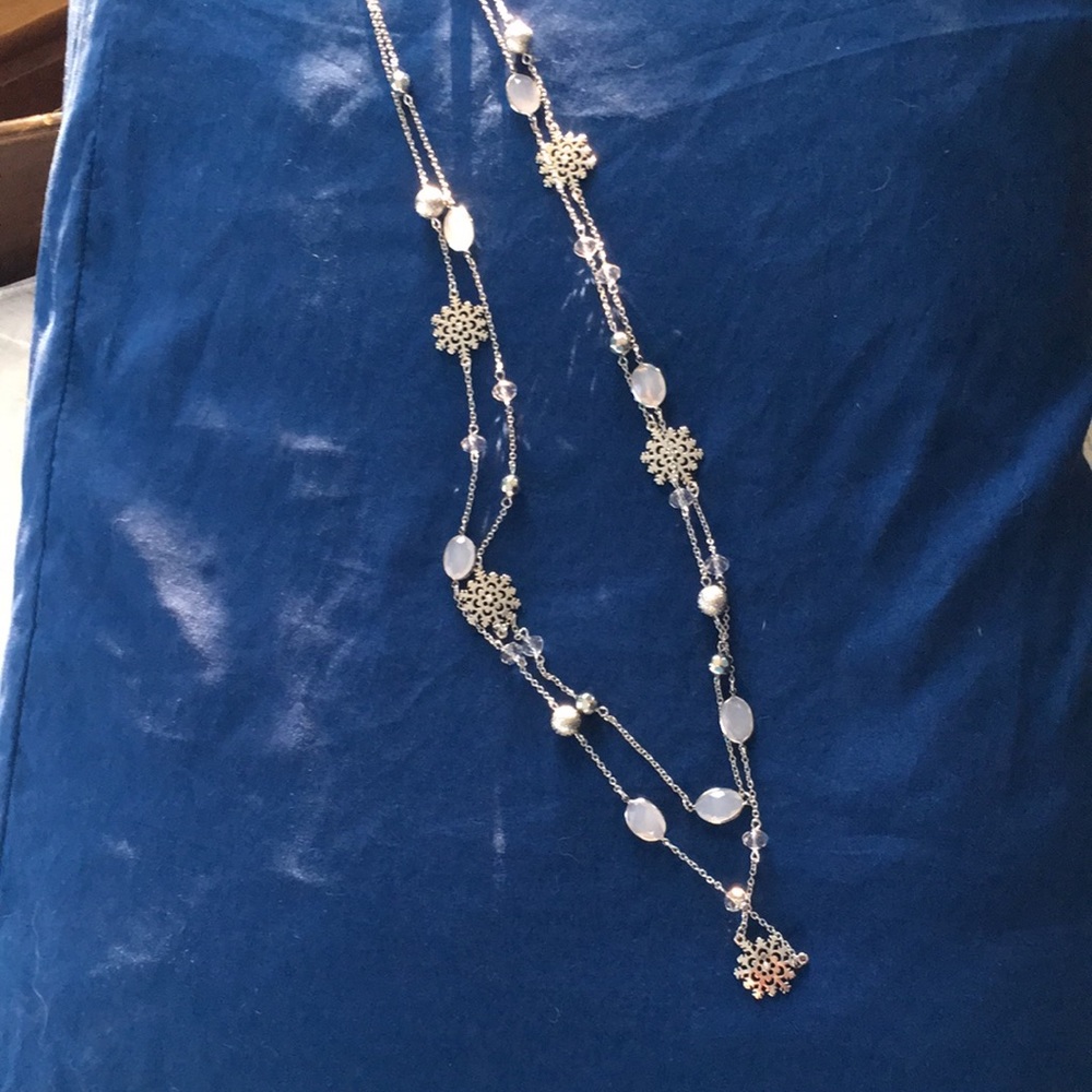 3/$10 Long snowflake necklace. Winter wonderland
